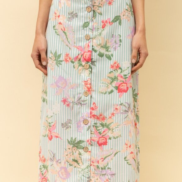 HEM & THREAD Floral Button-Front Midi Skirt | Mint Stripe Garden Print - Picture 7 of 8
